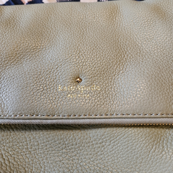 ♤ Kate Spade Mint Green Leather Fold-Over Crossbody Bag - Picture 10 of 16